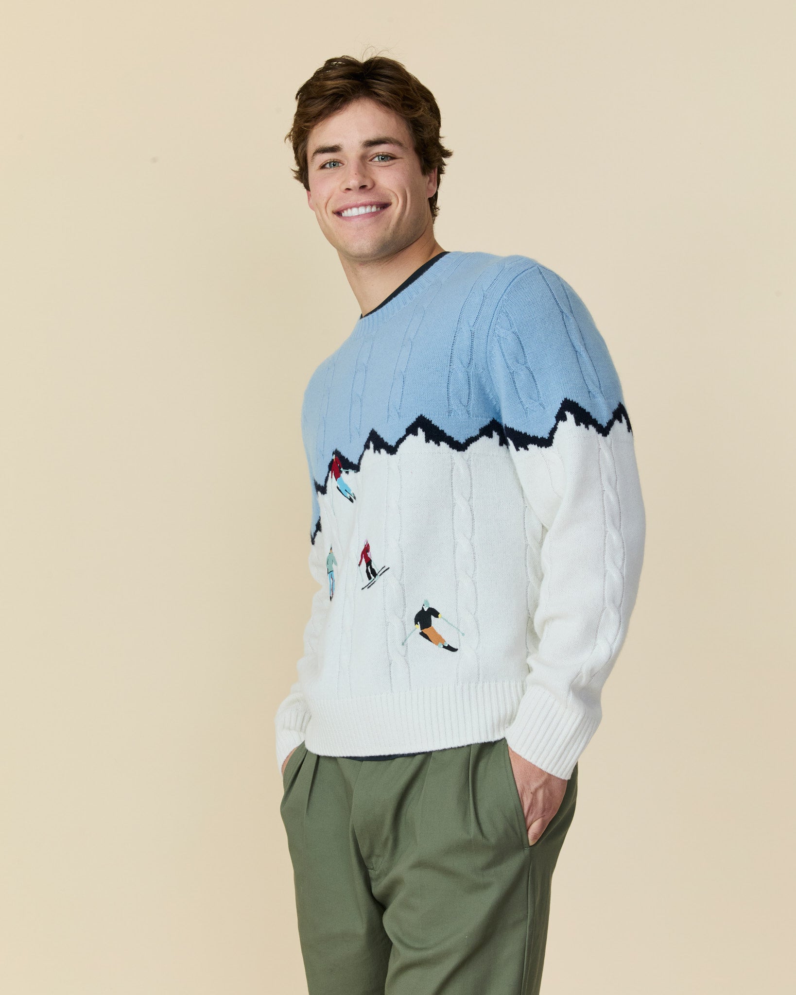 Traditional Rowing Sweaters Cashmere Apres Skis Cable Knit Sweater Blue Multi – Rowing Blazers