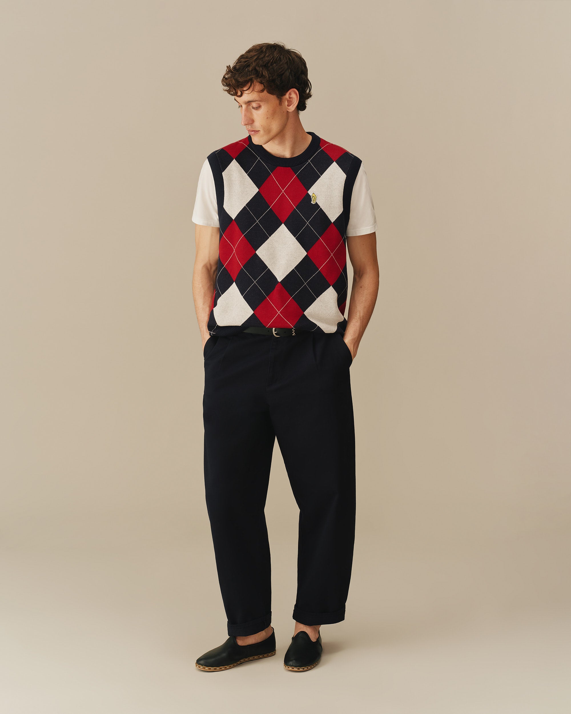 Traditional Rowing Sweaters Men's Argyle Pooh Sweater Vest Navy & Red – Rowing Blazers