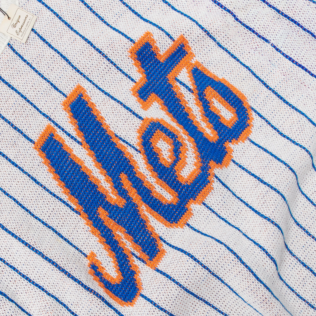 Love the new Mets jersey set. Classic blue and orange.